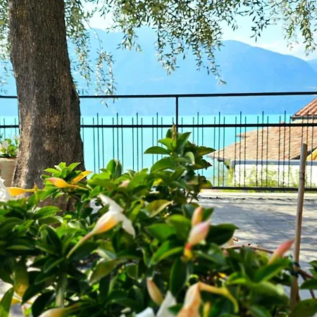59 * Brenzone sul Garda